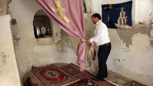 Türkischer Imam reinigt seit 13 Jahren armenische Kirche