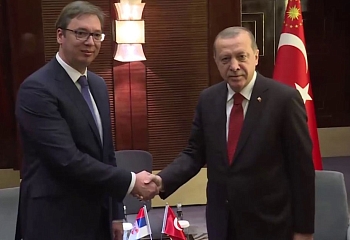Serbien-Besuch von Erdoğan stellt historischen Wendepunkt dar