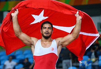 Rekord: Türkischer Ringer Taha Akgül zum 11. Mal Europameister