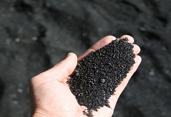 В Турции нашли черный песок
