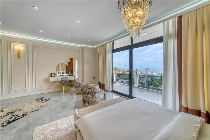 Luxusvilla im Bau in Kargicak