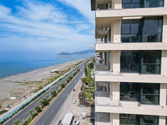 Luxus-Projekt an der ersten Küste in Mahmutlar