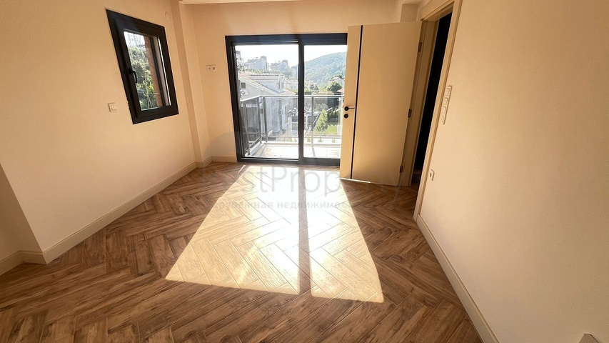 4+1-Villa in einer günstig gelegenen Gegend von Fethiye