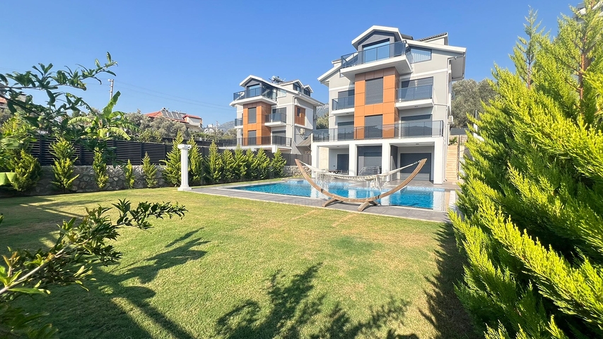 4+1-Villa in einer günstig gelegenen Gegend von Fethiye