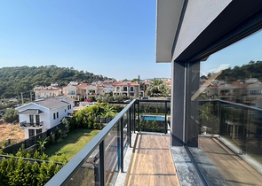 4+1-Villa in einer günstig gelegenen Gegend von Fethiye