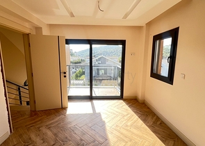 4+1-Villa in einer günstig gelegenen Gegend von Fethiye