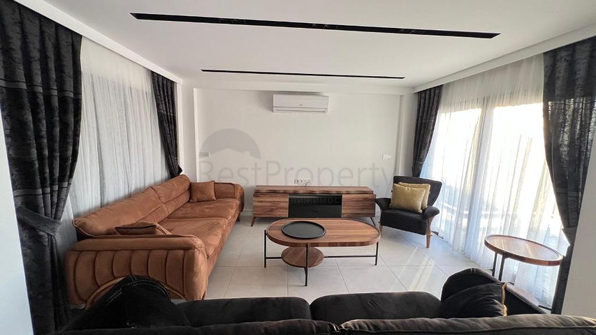 Neue 4+1-Villa in Fethiye 