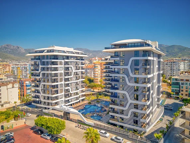 Neues Luxusprojekt mit überdachten Parkplätzen im Stadtteil Tosmur