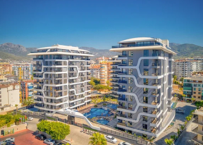 Neues Luxusprojekt mit überdachten Parkplätzen im Stadtteil Tosmur