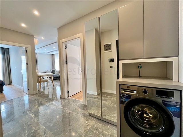 Wir bieten Ihnen das Projekt eines Komplexes mit Infrastruktur im Zentrum von Alanya an