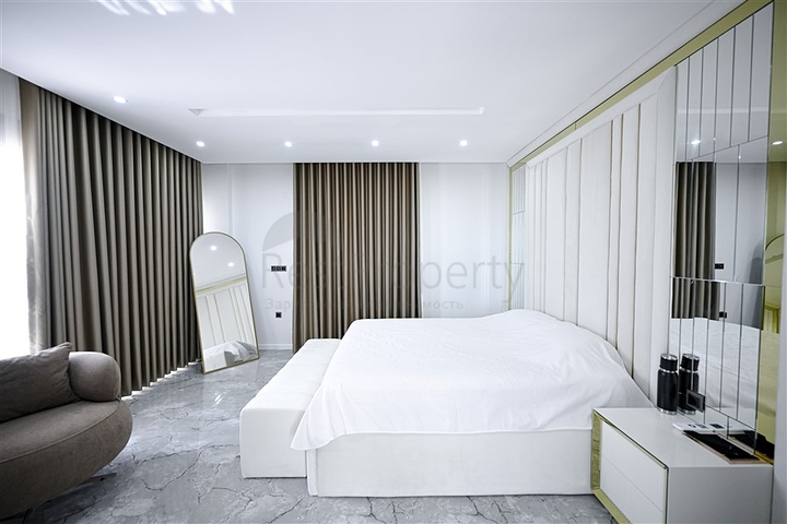 Villa in einzigartiger Lage im Herzen von Alanya