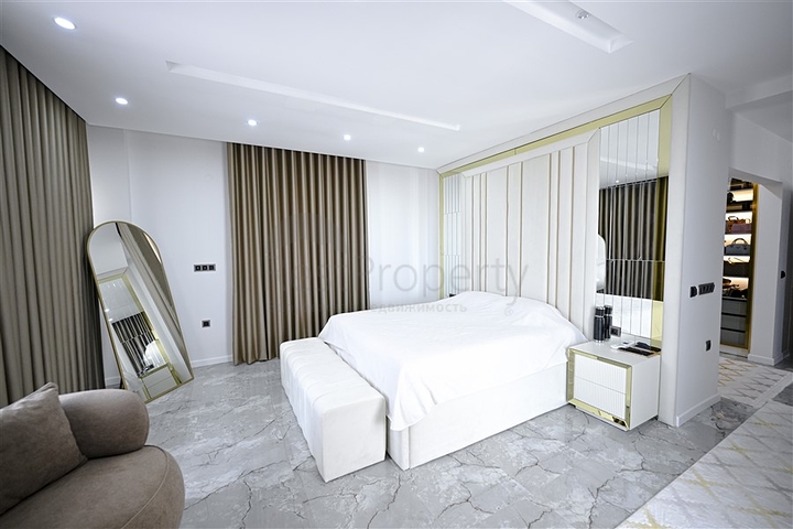 Villa in einzigartiger Lage im Herzen von Alanya