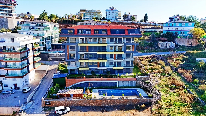 Neues Projekt im Bezirk Kestel, 750 m vom Meer entfernt