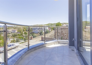 1+1 in einem Business Class Komplex im Stadtteil Demirtas 