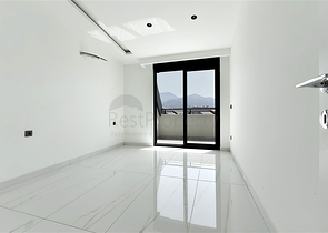 Wohnung 2+1 in einem Komplex mit Infrastruktur in der Nähe von Oba