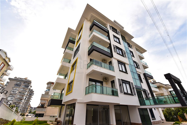 1+1 Wohnung in einem attraktiven Komplex im Stadtteil Tosmur 