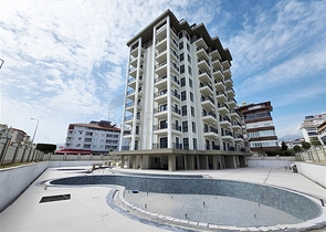 1+1 in einem modernen Komplex im Bezirk Oba