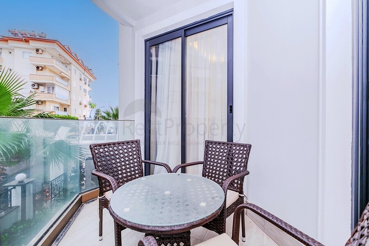 Wohnung in einem Premium-Komplex in der ersten Zeile 