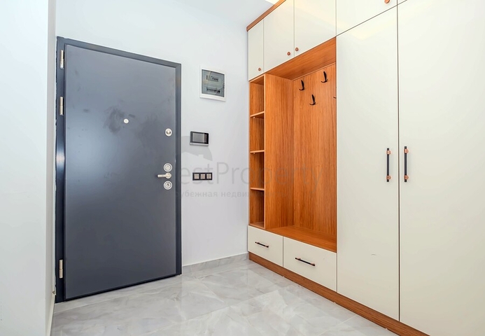 Geräumige 3+1-Wohnung in einer der besten Gegenden von Alanya – Beide