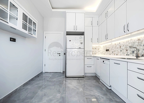 Geräumige 3+1-Wohnung in einer der besten Gegenden von Alanya – Beide