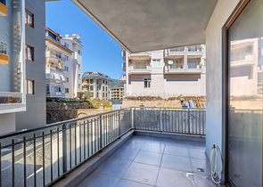 Geräumige 3+1-Wohnung in einer der besten Gegenden von Alanya – Beide