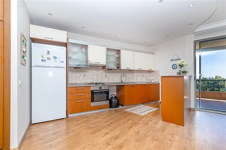 2+1 Wohnung am Ufer des Flusses Dimchai