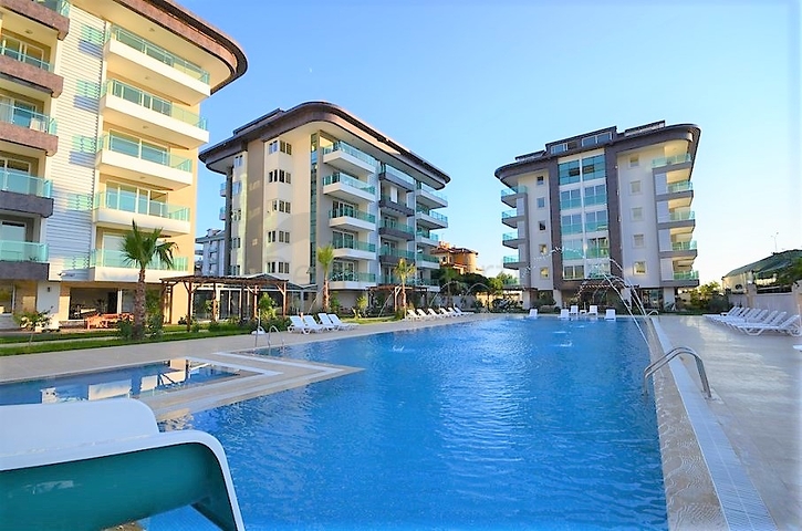 1+1 Apartment direkt am Strand