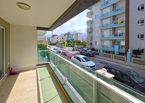 1+1 Apartment direkt am Strand