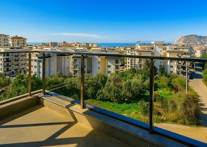 Zweizimmerwohnung in einem neuen Komplex im Bezirk Oba