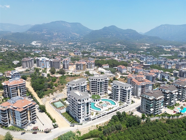 Geräumige 4+1-Wohnung in ausgezeichneter Lage in Oba/Alanya