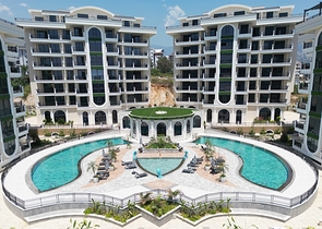 Geräumige 4+1-Wohnung in ausgezeichneter Lage in Oba/Alanya