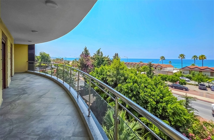 Exklusive 4+1-Wohnung in einem einzigartigen Komplex im Zentrum von Alanya