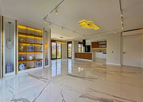 Exklusive 4+1-Wohnung in einem einzigartigen Komplex im Zentrum von Alanya