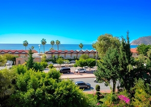 Exklusive 4+1-Wohnung in einem einzigartigen Komplex im Zentrum von Alanya