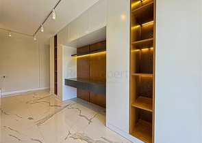 Exklusive 4+1-Wohnung in einem einzigartigen Komplex im Zentrum von Alanya