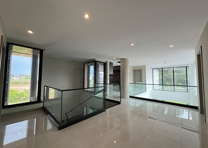 4+1-Villa in der Region Doshemealty - Antalya 