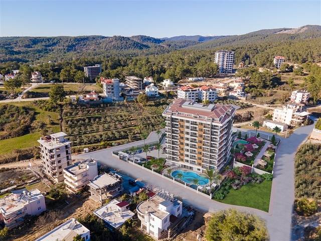 1+1 Wohnung in einem neuen Komplex in Avsallar