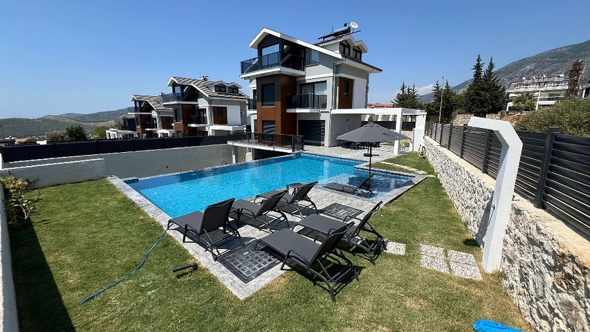 Villa mit 5+1 Grundriss in Fethiye - Antalya 