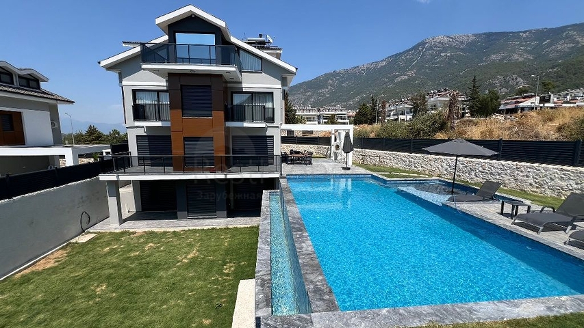 Villa mit 5+1 Grundriss in Fethiye - Antalya 