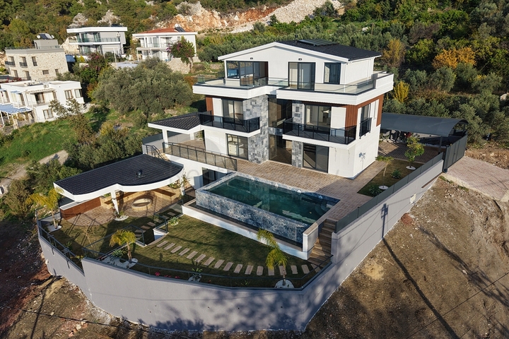 Villa mit 6+1 Grundriss in Fethiye - Antalya 