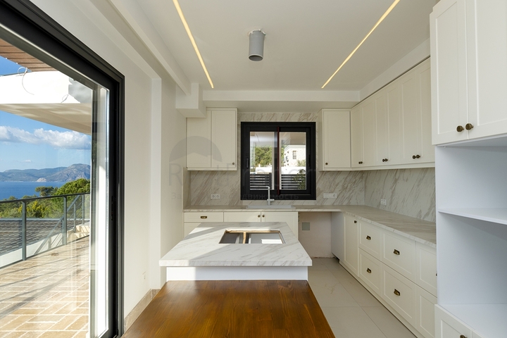 Villa mit 6+1 Grundriss in Fethiye - Antalya 