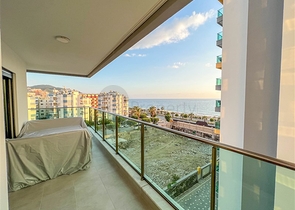 Möblierte Wohnung mit zwei Schlafzimmern im Stadtteil Mahmutlar 