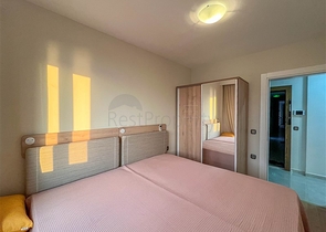 View Apartment 2+1 in einem Komplex in der ersten Zeile 