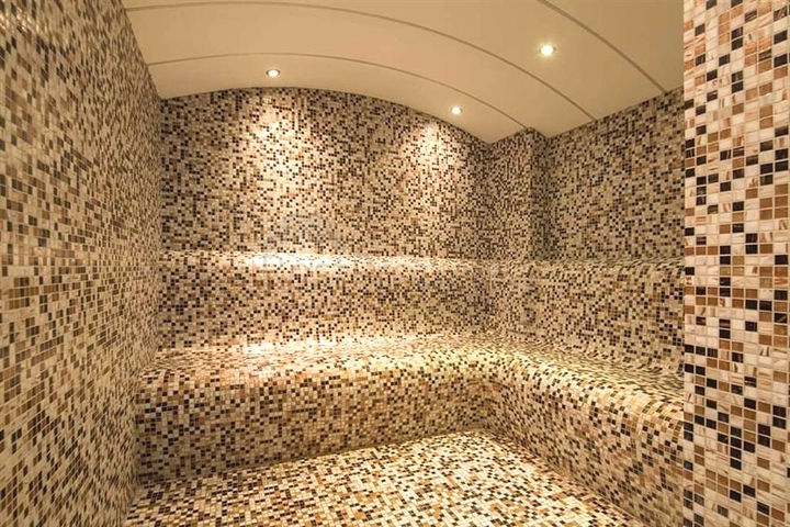 Zweizimmerwohnung in einer Wohnanlage auf Cleopatra 