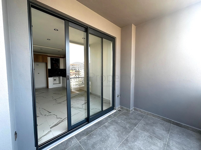 1+1-Wohnung in einem Luxus-Komplex in der Endphase des Baus