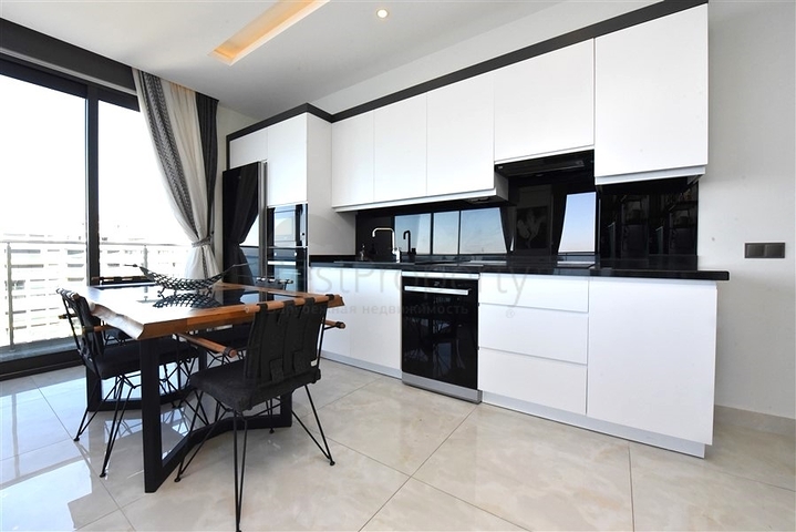 Dreizimmerwohnung mit Panoramablick auf das Meer