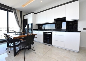 Dreizimmerwohnung mit Panoramablick auf das Meer