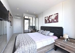 Dreizimmerwohnung mit Panoramablick auf das Meer