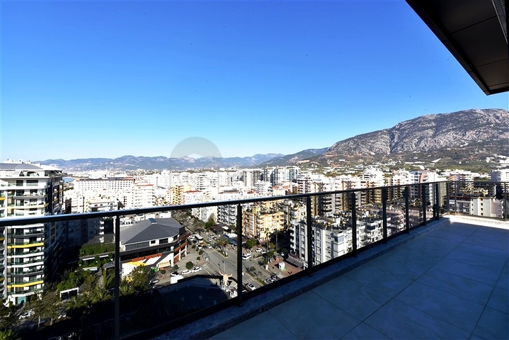 Riesige 3+1 Aussicht Wohnung an der ersten Küste