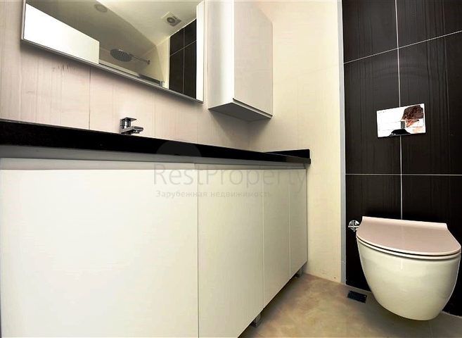 2+1 Wohnung mit Panoramablick auf das Meer im Stadtteil Mahmutlar